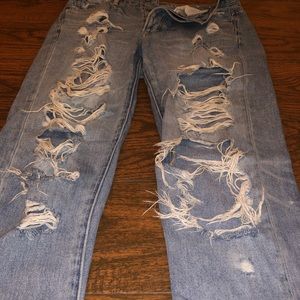 American Eagle ripped boyfriend jeans